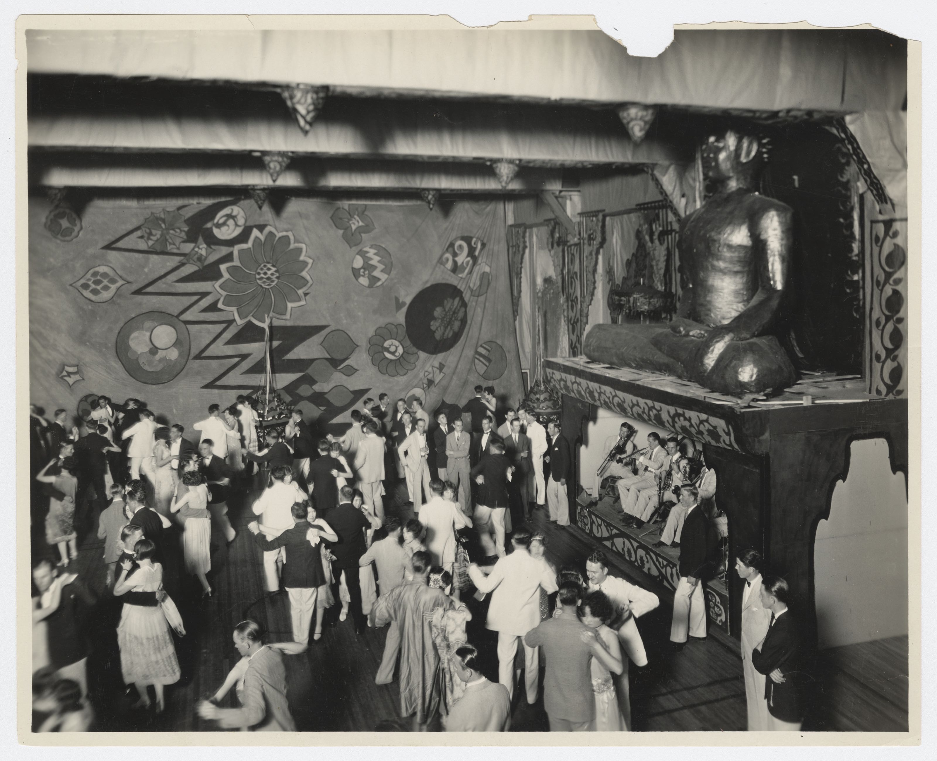 All University Dance, Women’s Gym